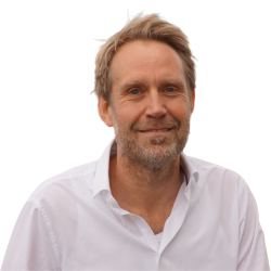 Peter u baggrund-1